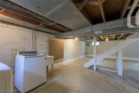 746 E Highland Avenue Ravenna OH 44266