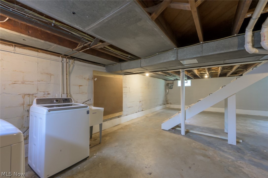 746 E Highland Avenue Ravenna OH 44266