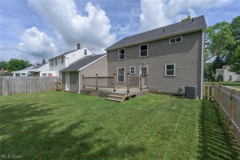 746 E Highland Avenue Ravenna OH 44266