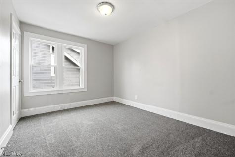 3300 Cedarbrook Road Cleveland Heights OH 44118