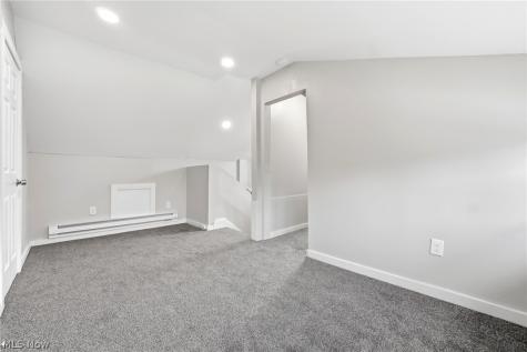 3300 Cedarbrook Road Cleveland Heights OH 44118