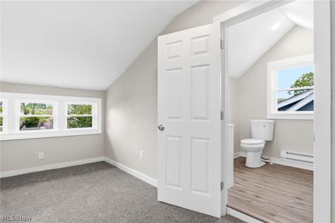 3300 Cedarbrook Road Cleveland Heights OH 44118