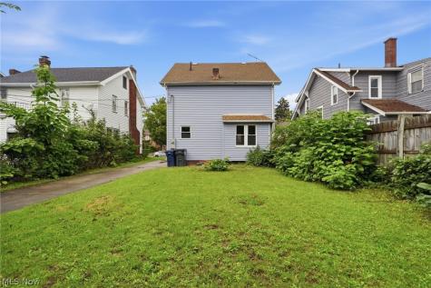 3300 Cedarbrook Road Cleveland Heights OH 44118