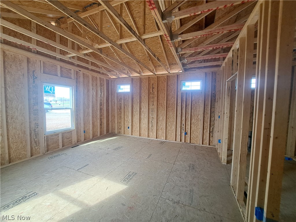 547 Woodlands Glen Avenue Hartville OH 44632