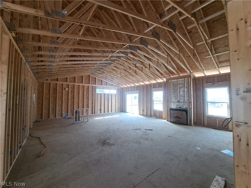 547 Woodlands Glen Avenue Hartville OH 44632