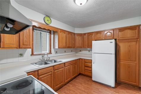 6243 Iroquois Trail Mentor OH 44060