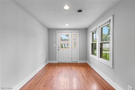 6243 Iroquois Trail Mentor OH 44060