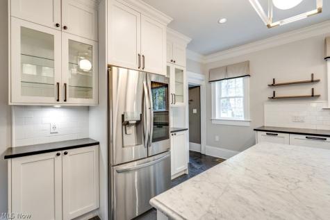 456 Merriman Road Akron OH 44303
