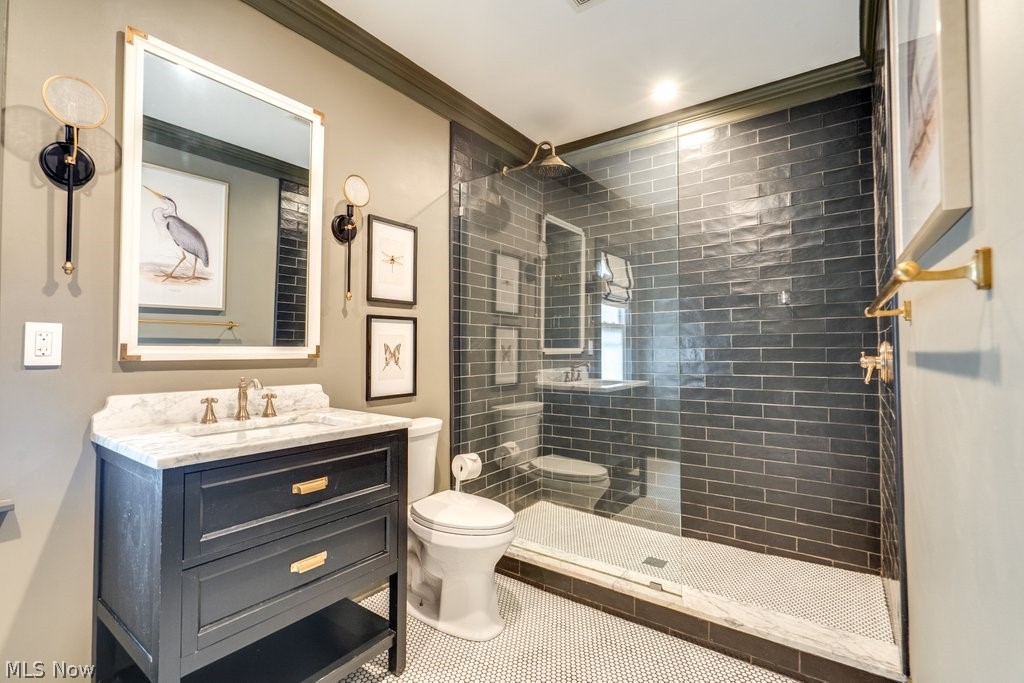 456 Merriman Road Akron OH 44303