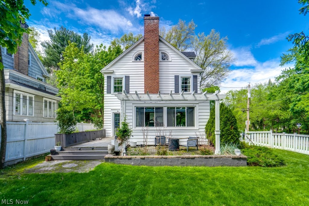 456 Merriman Road Akron OH 44303