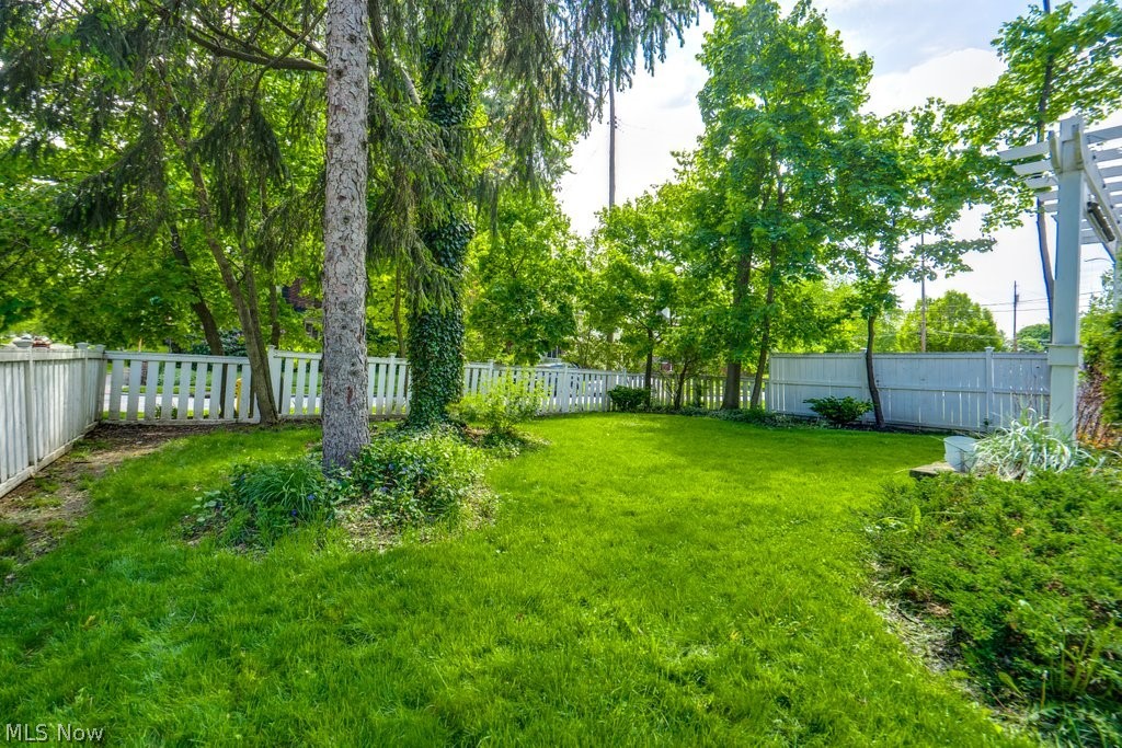 456 Merriman Road Akron OH 44303