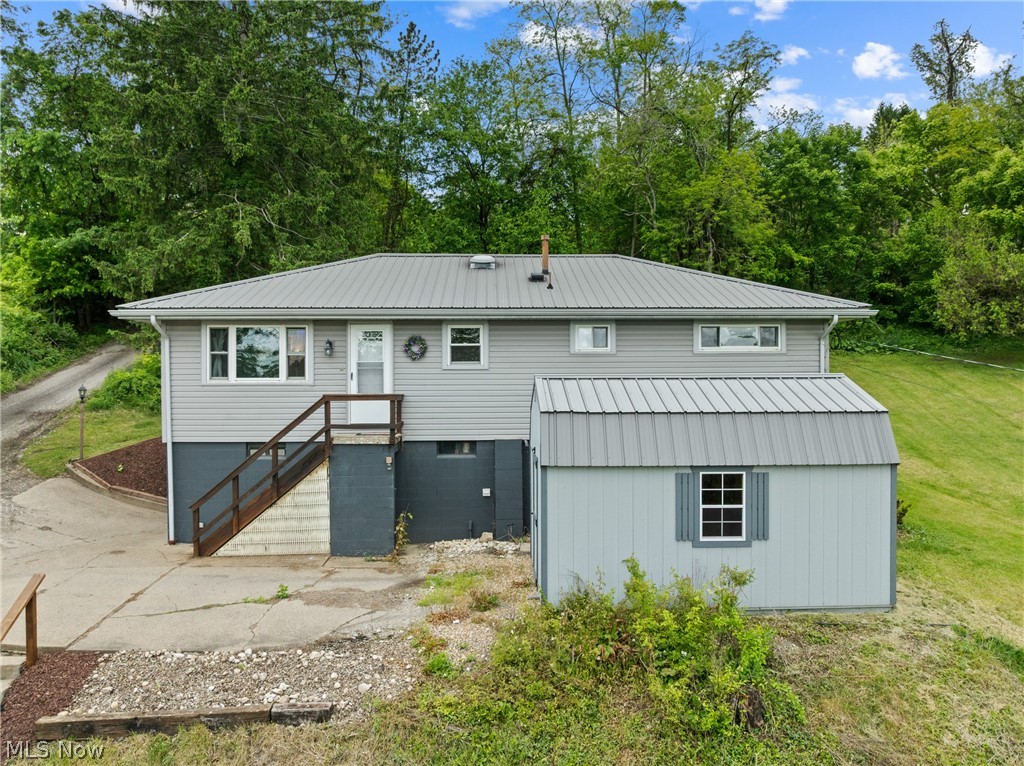 69641 Holley Street Martins Ferry OH 43935