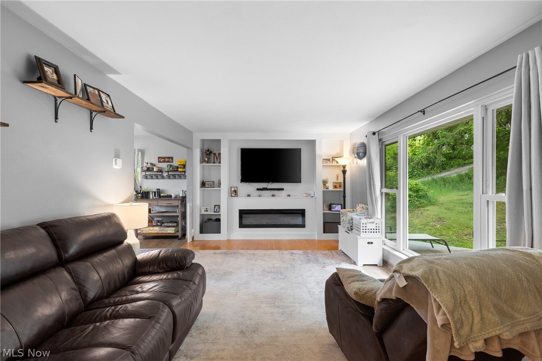 69641 Holley Street Martins Ferry OH 43935