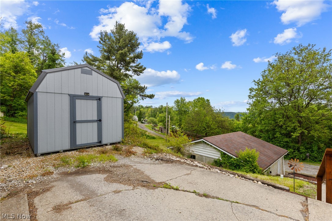 69641 Holley Street Martins Ferry OH 43935