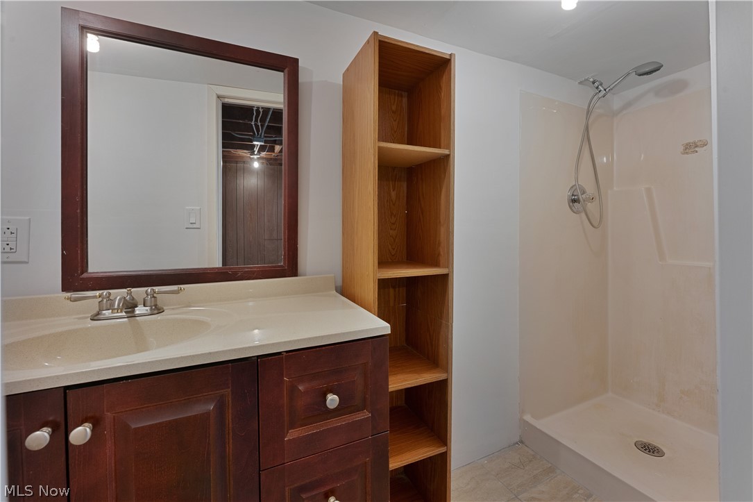 190 Struthers Liberty Road Campbell OH 44405