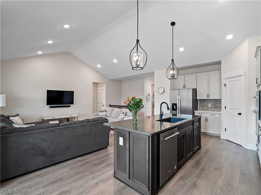 5403 Deerpath Drive Sheffield Village OH 44054