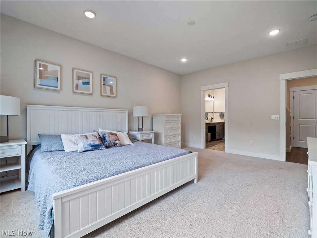 5403 Deerpath Drive Sheffield Village OH 44054