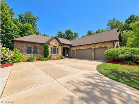 8487 Center Street Mentor OH 44060