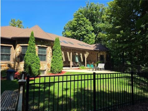 8487 Center Street Mentor OH 44060