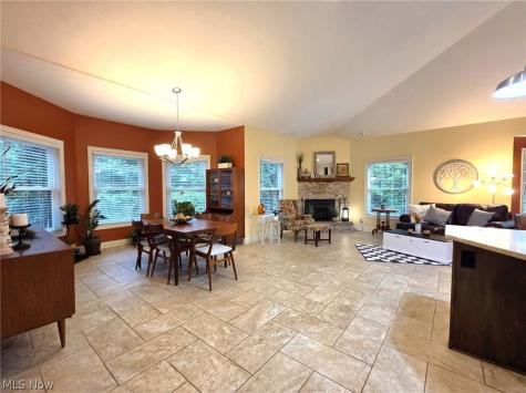8487 Center Street Mentor OH 44060