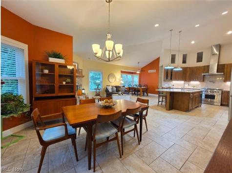 8487 Center Street Mentor OH 44060