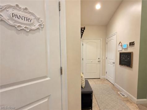 8487 Center Street Mentor OH 44060