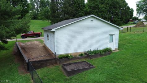 461 Sandhill Road Marietta OH 45750