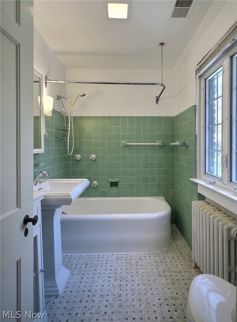 19001 Shelburne Road Shaker Heights OH 44118