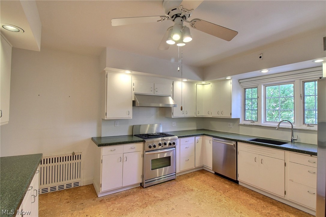 19001 Shelburne Road Shaker Heights OH 44118