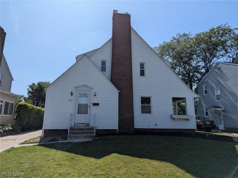 362 E 214th Street Euclid OH 44123
