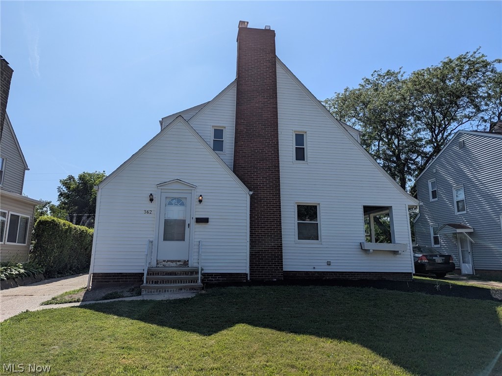 362 E 214th Street Euclid OH 44123