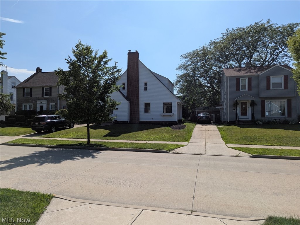 362 E 214th Street Euclid OH 44123
