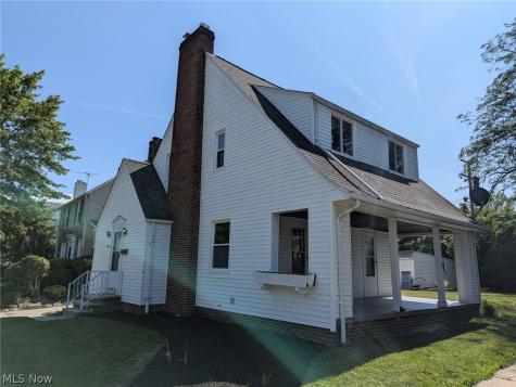 362 E 214th Street Euclid OH 44123