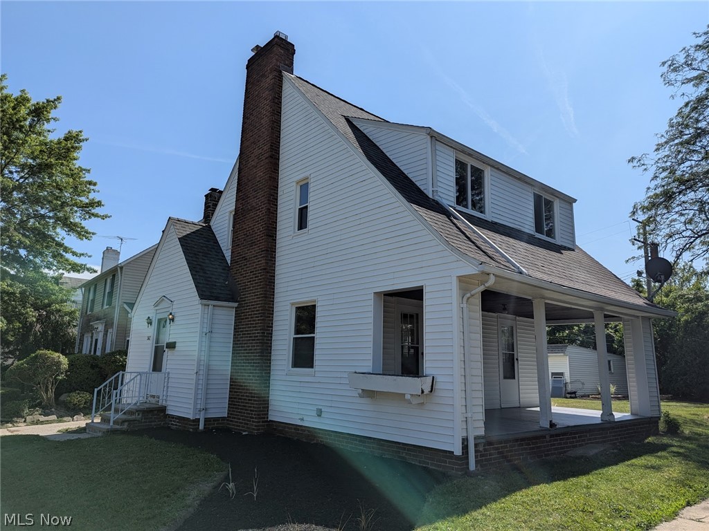 362 E 214th Street Euclid OH 44123
