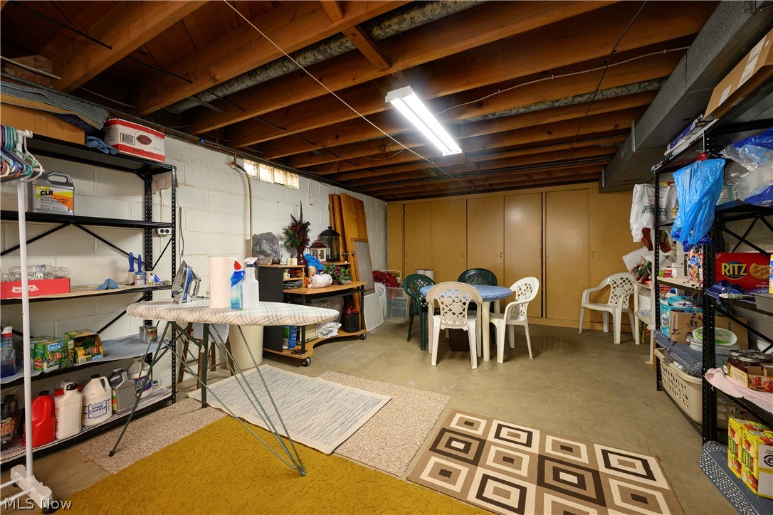 318 S Reeves Avenue Dover OH 44622