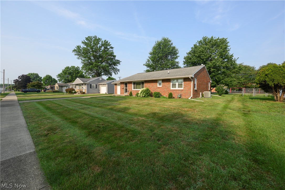 318 S Reeves Avenue Dover OH 44622