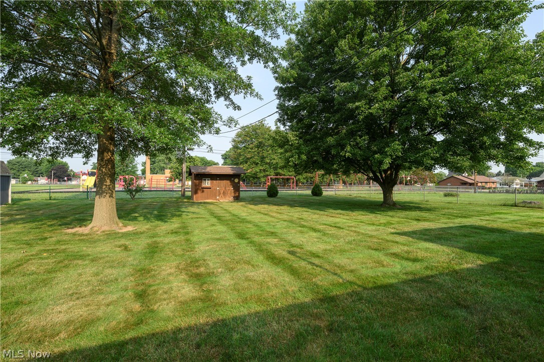 318 S Reeves Avenue Dover OH 44622
