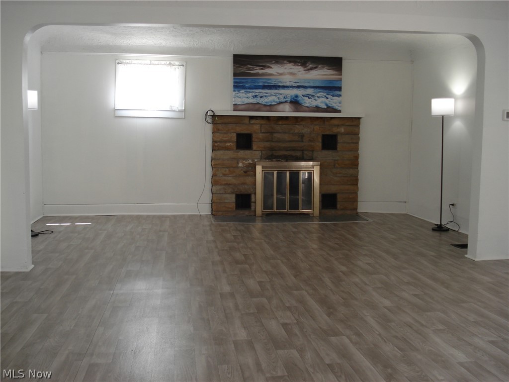 852 S Broadway Geneva OH 44041