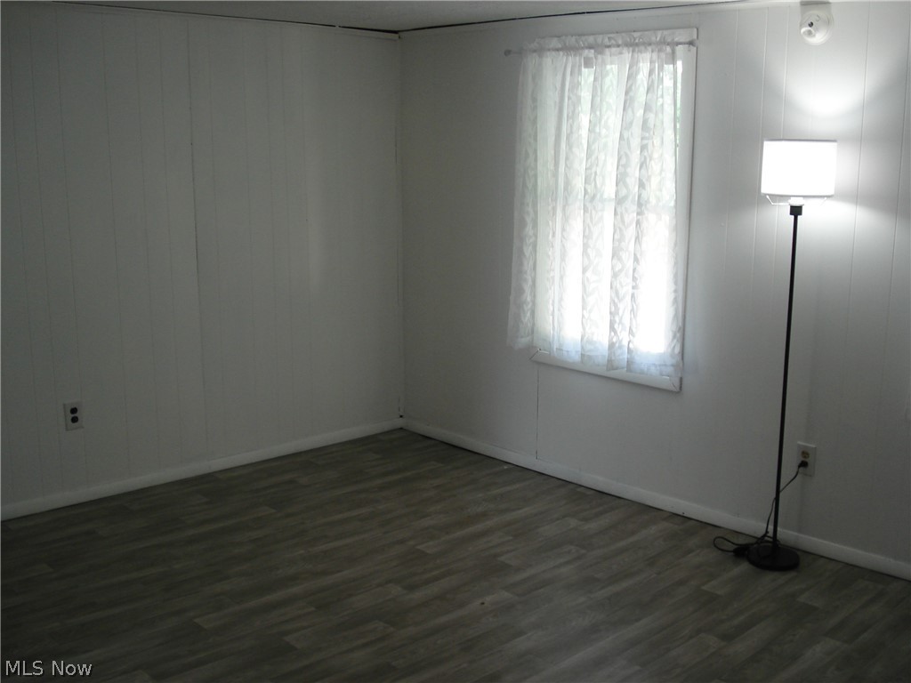 852 S Broadway Geneva OH 44041