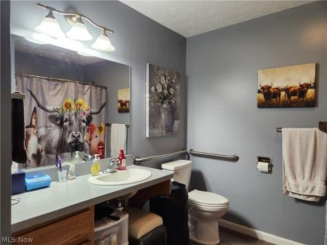 425 Harvest Drive Ravenna OH 44266