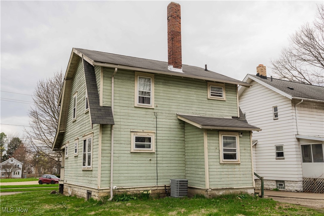 1051 Brown Street Akron OH 44301