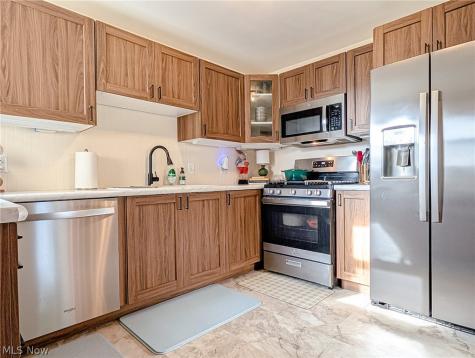 2620 Helen Place NW Canton OH 44708