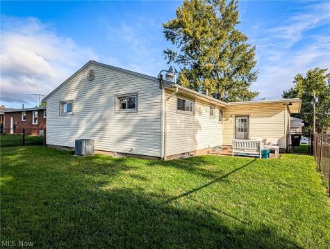 2620 Helen Place NW Canton OH 44708