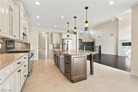 1137 Laurel Green Drive NE North Canton OH 44720