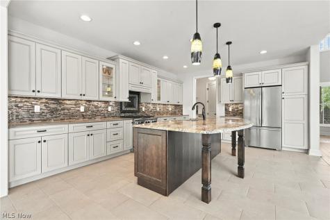 1137 Laurel Green Drive NE North Canton OH 44720