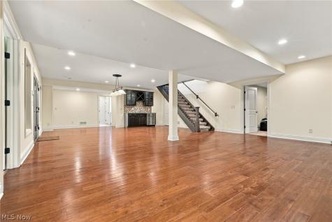 1137 Laurel Green Drive NE North Canton OH 44720