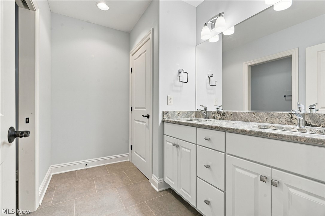1137 Laurel Green Drive NE North Canton OH 44720