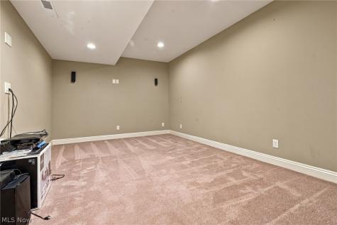 1137 Laurel Green Drive NE North Canton OH 44720