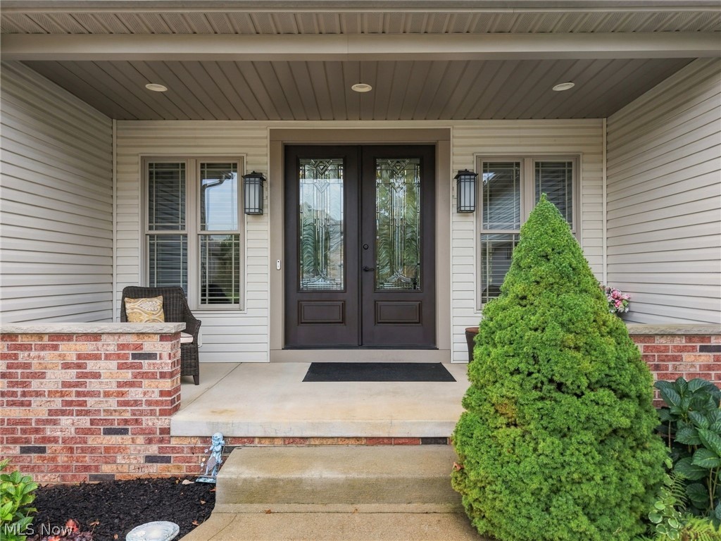 1137 Laurel Green Drive NE North Canton OH 44720