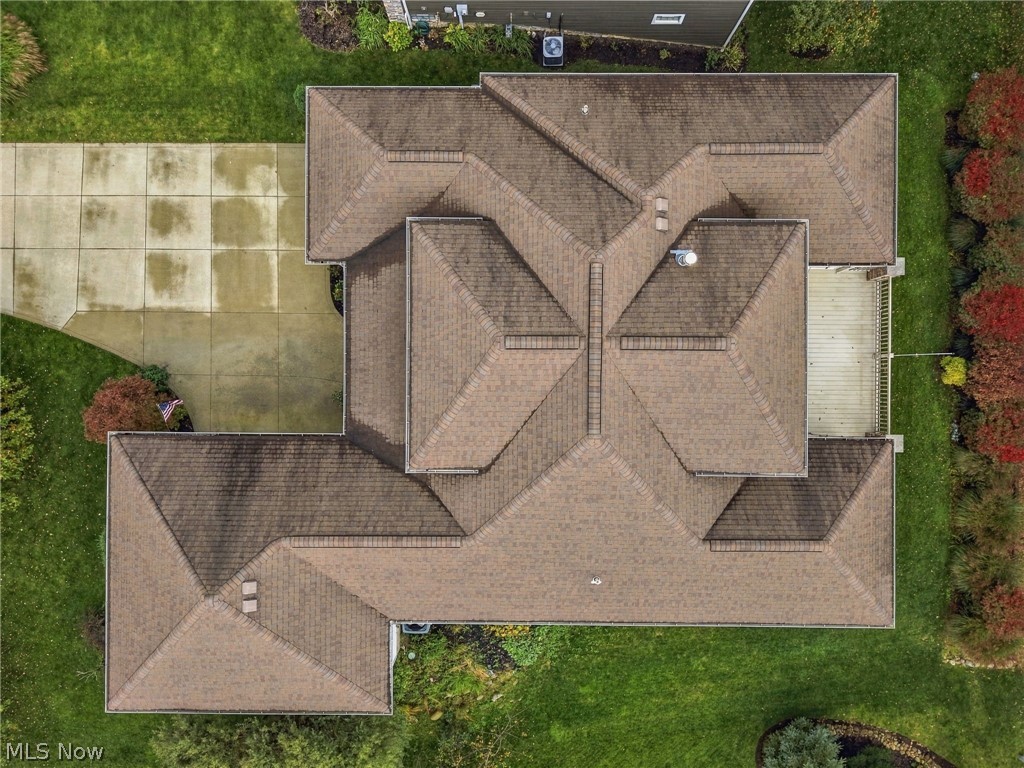 1137 Laurel Green Drive NE North Canton OH 44720